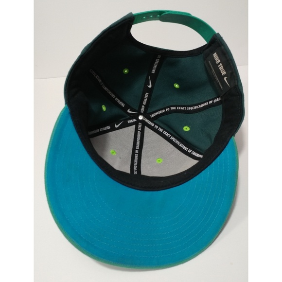 Nike Kyrie Irving Limited Ed. Green Gold Cap Hat - Picture 5 of 8